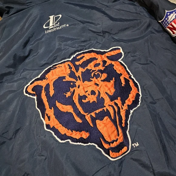 Vintage 90's NFL Pro Line Logo Athletic Double Sharktooth Chicago Bears Jacket - Picture 13 of 13